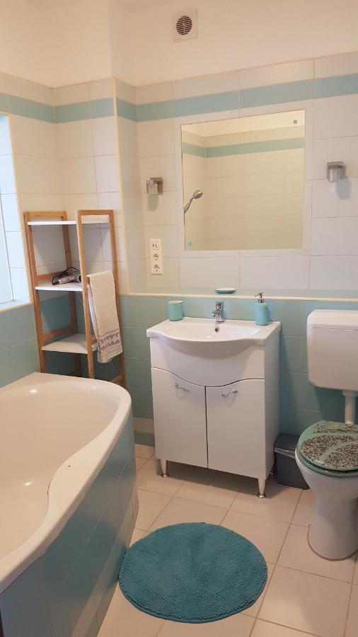 Csodaviz Apartman Harkany Exterior photo